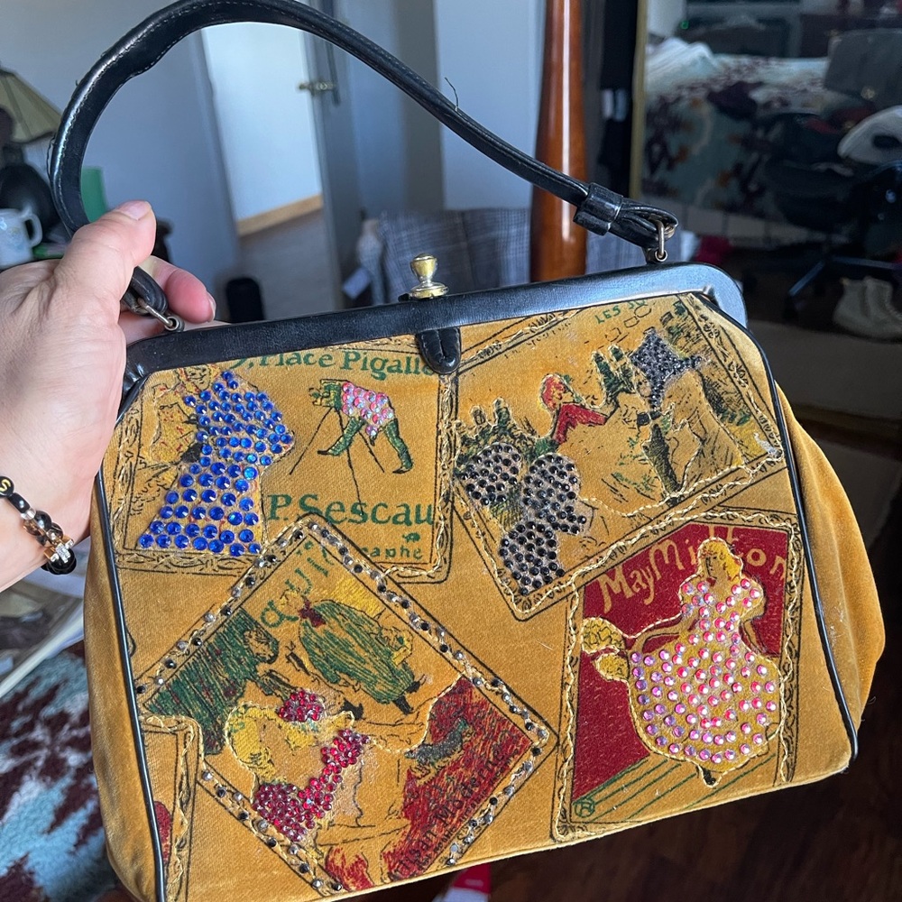 Embellished Vintage-Inspired Handbag - Multicolor